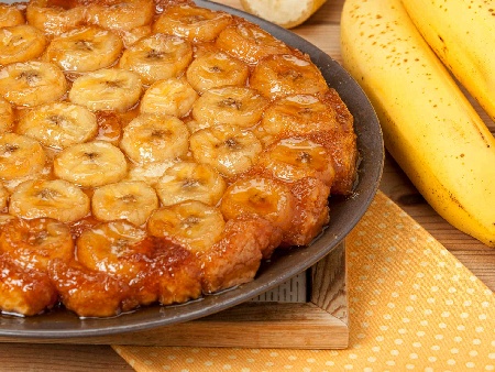 Лесен карамелен бананов тарт от бутер тесто - снимка на рецептата